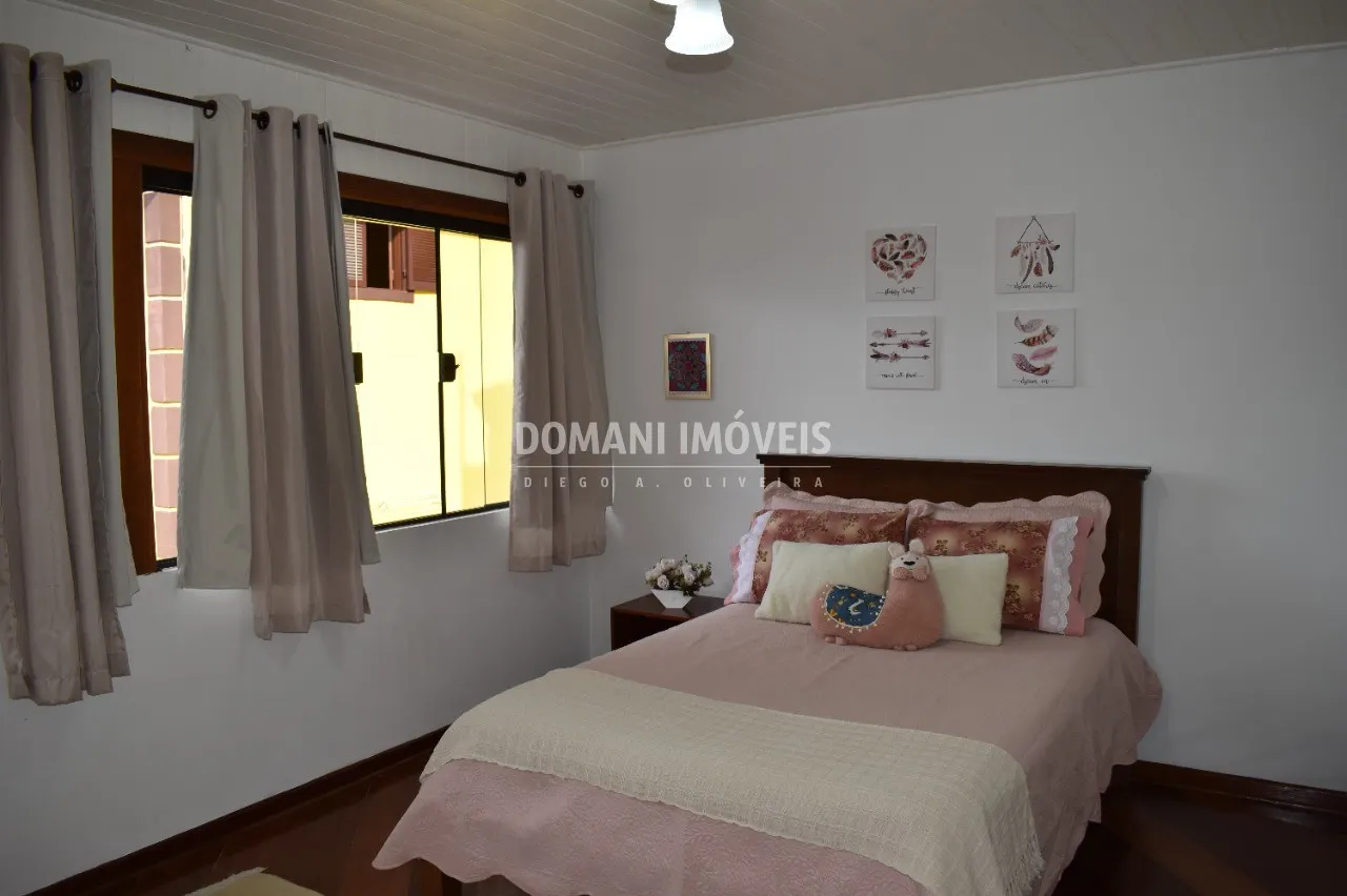 Casa à venda de 252 m² em Campos do Jordão, SP, Brasil