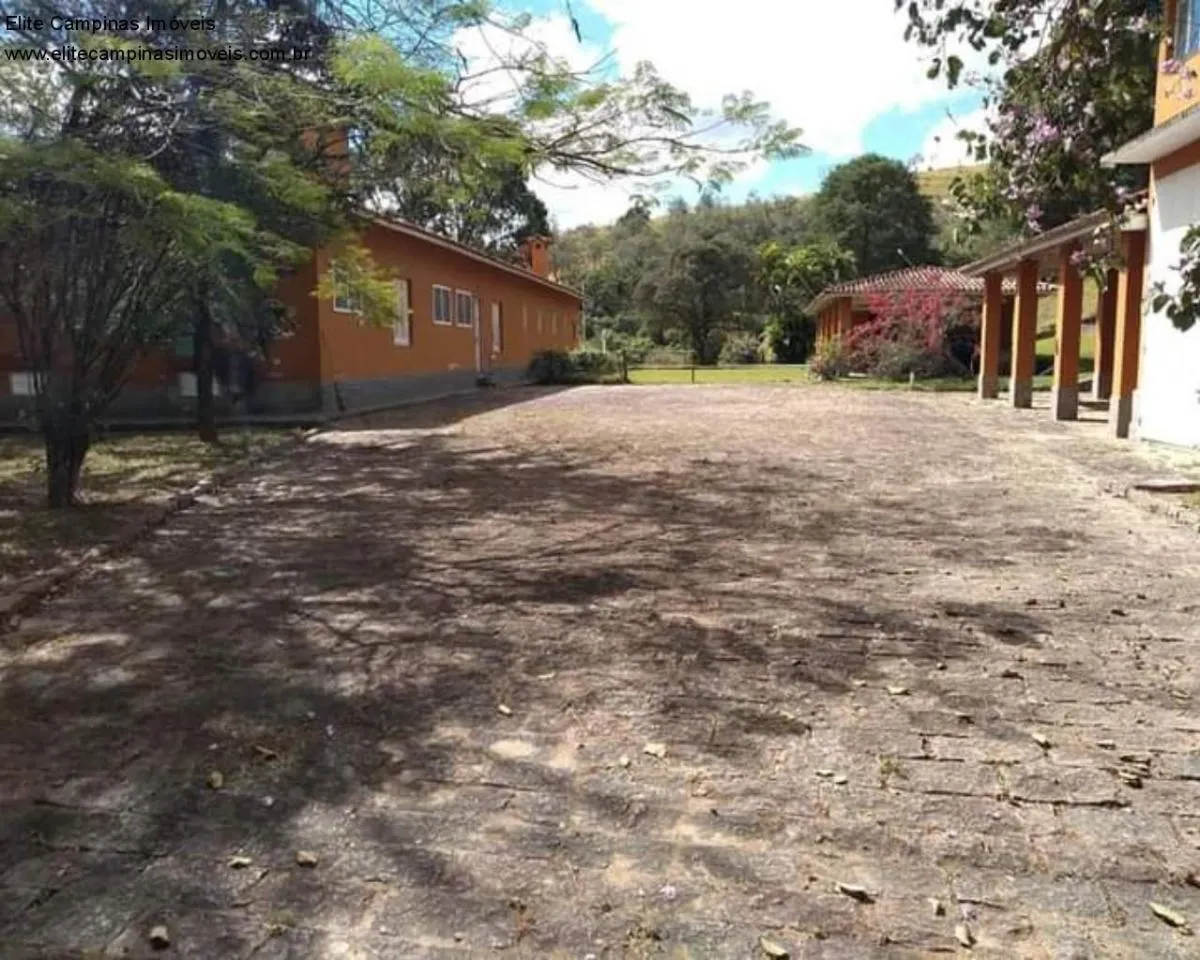 Small farm for sale of 89 acres in Amparo, SP, Brazil