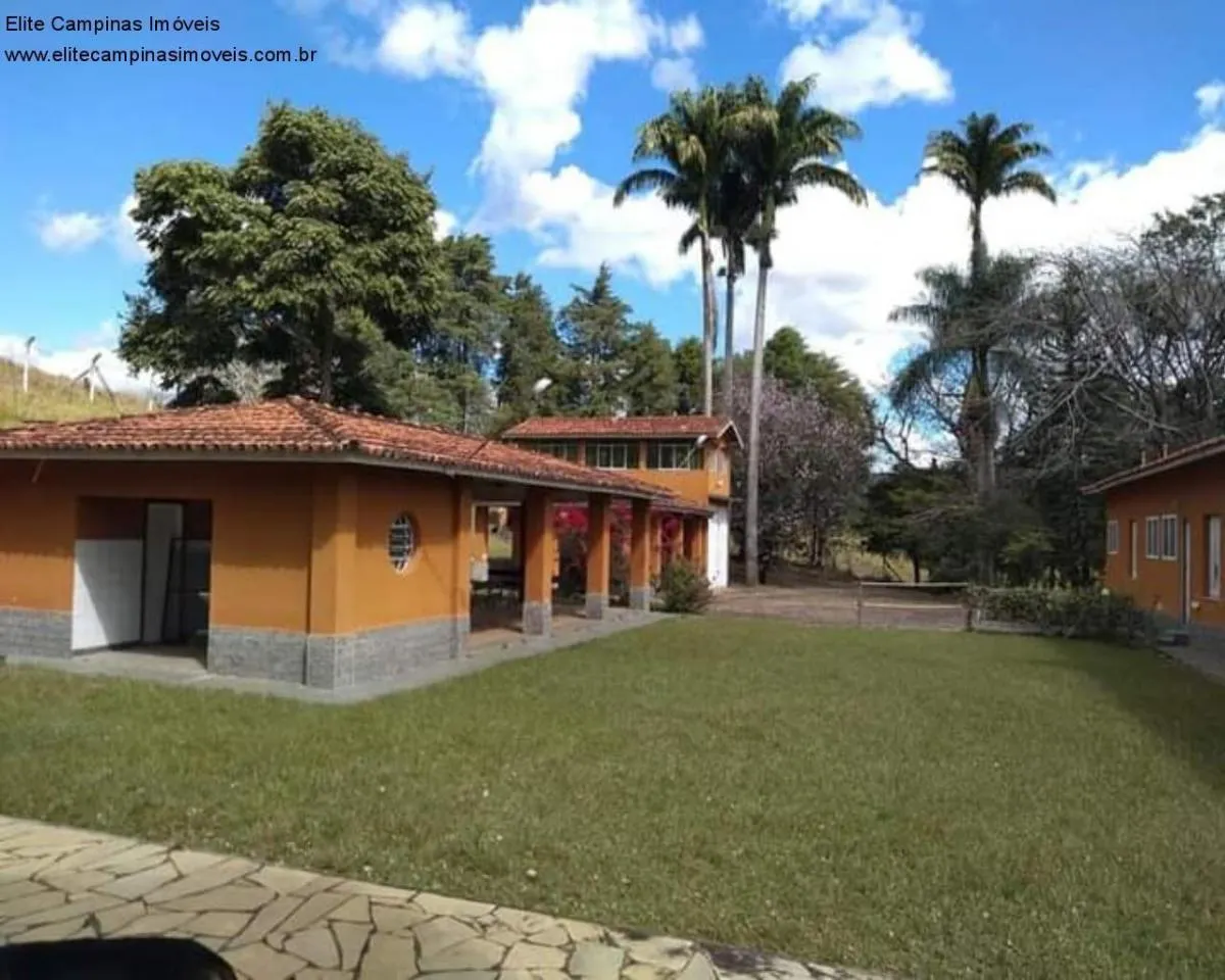 Small farm for sale of 89 acres in Amparo, SP, Brazil