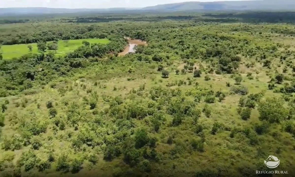 Fazenda à venda de 690 ha em Arinos, MG, Brasil