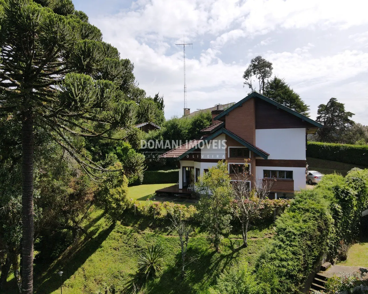 House for sale of 3,200 m² in Campos do Jordão, SP, Brazil