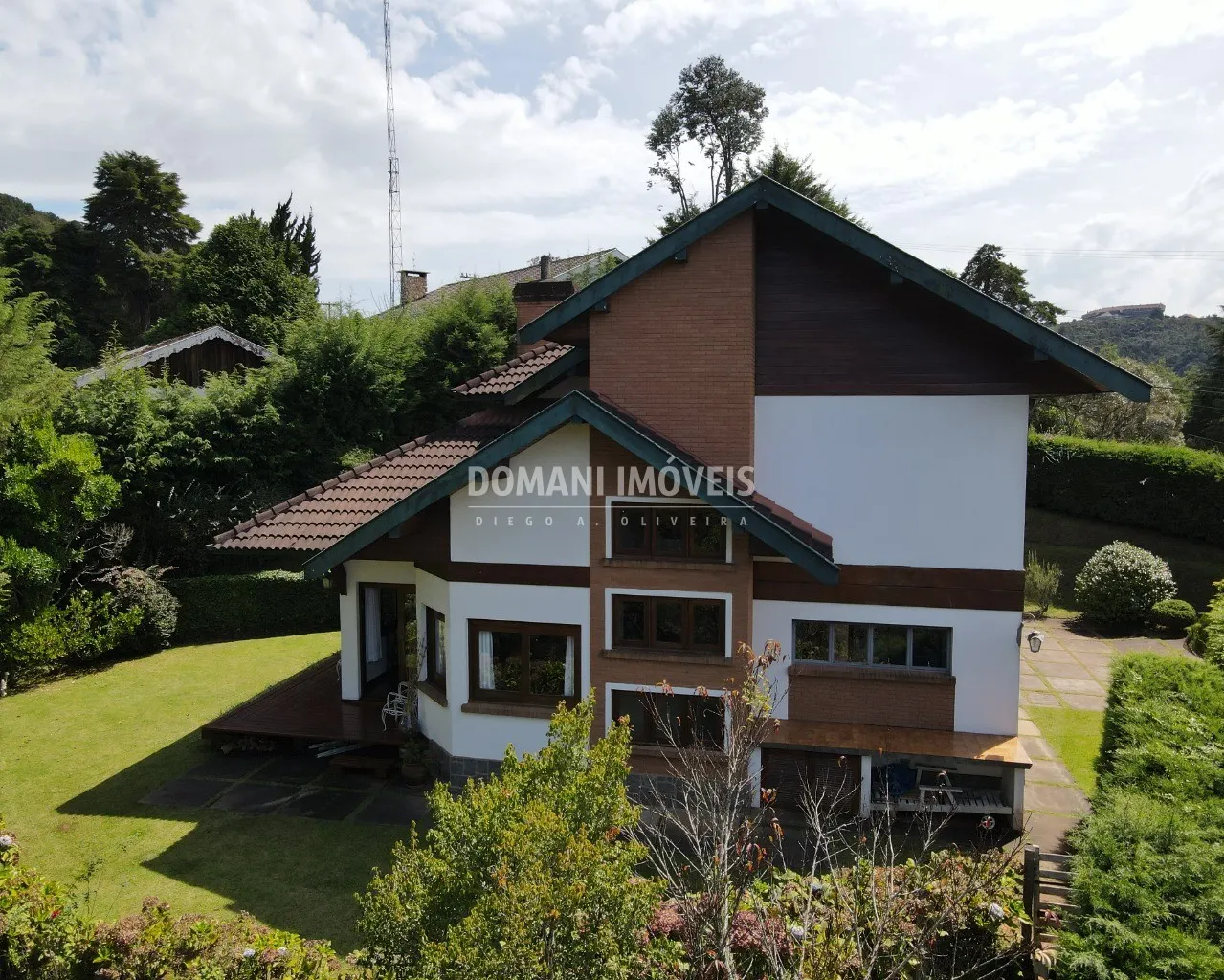 House for sale of 3,200 m² in Campos do Jordão, SP, Brazil