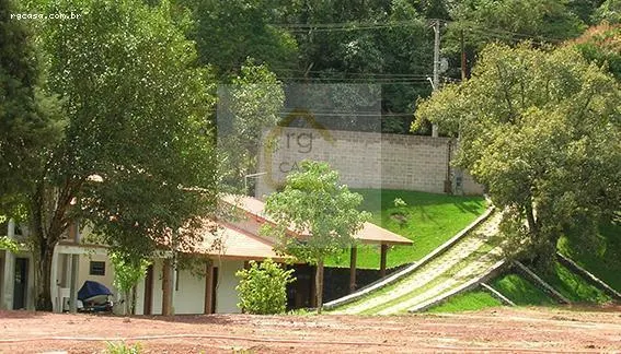 Chácara à venda de 4.000 m² em Guararema, SP, Brasil