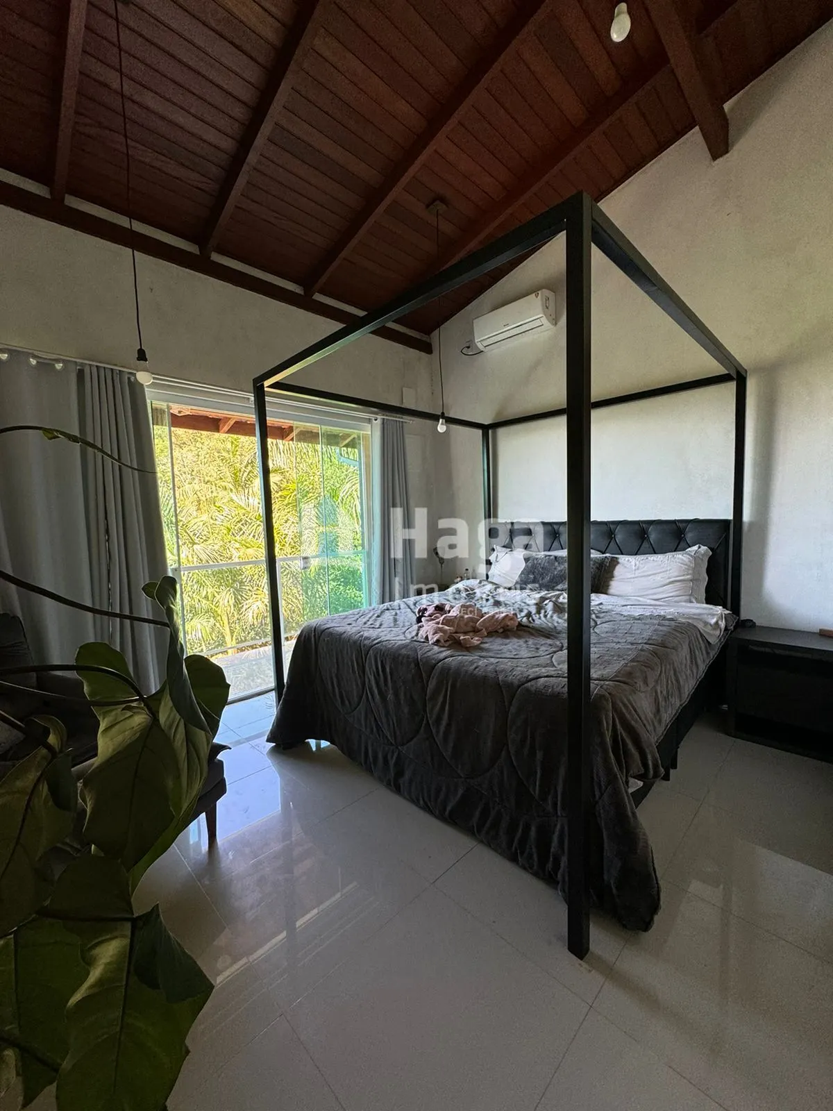 Fazenda à venda de 5.980 m² em Camboriú, SC, Brasil