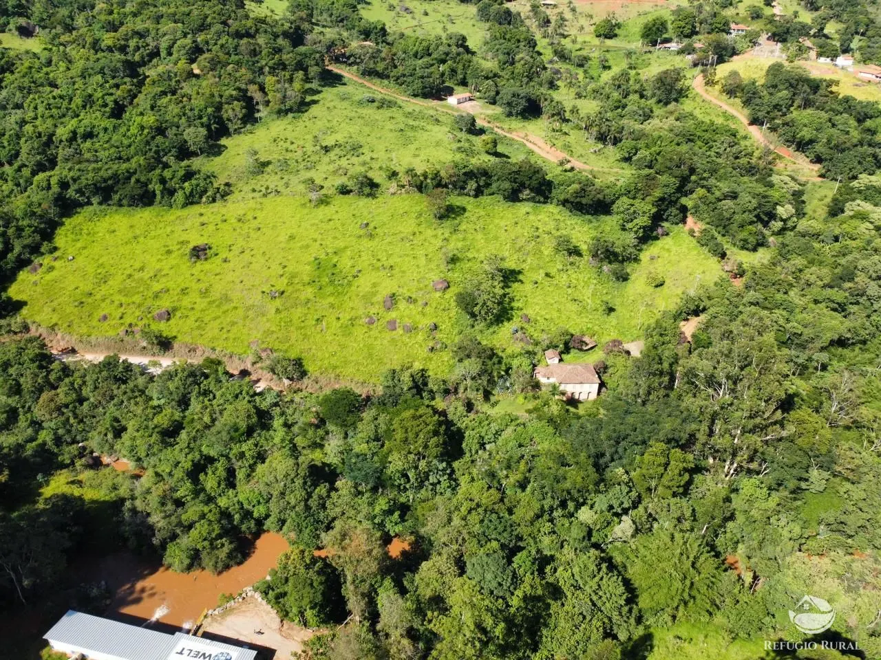 Small farm for sale of 10 acres in Munhoz, MG, Brazil