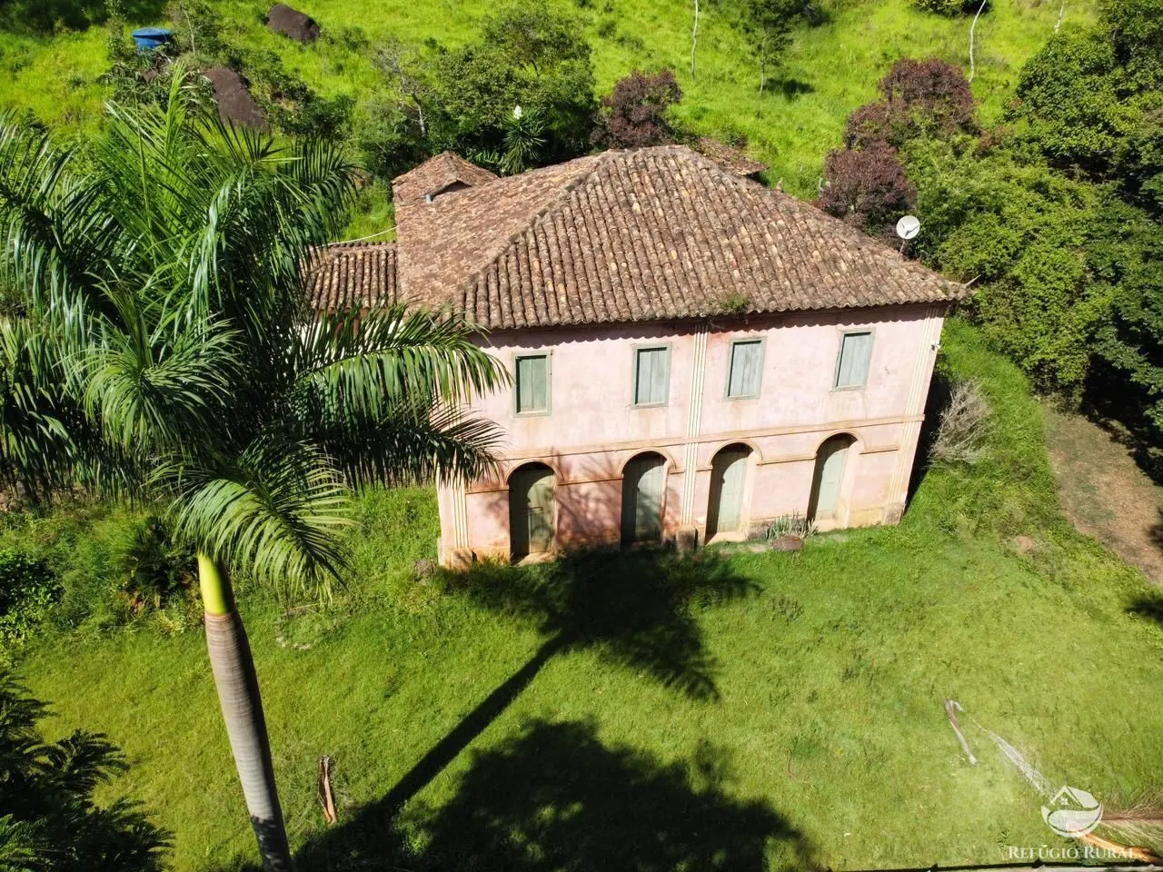 Sítio à venda de 4 ha em Munhoz, MG, Brasil