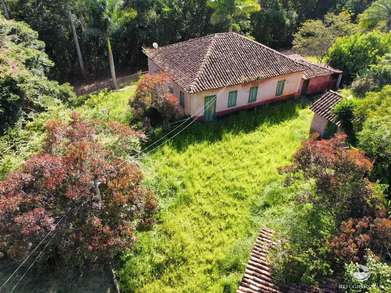 Small farm for sale of 10 acres in Munhoz, MG, Brazil