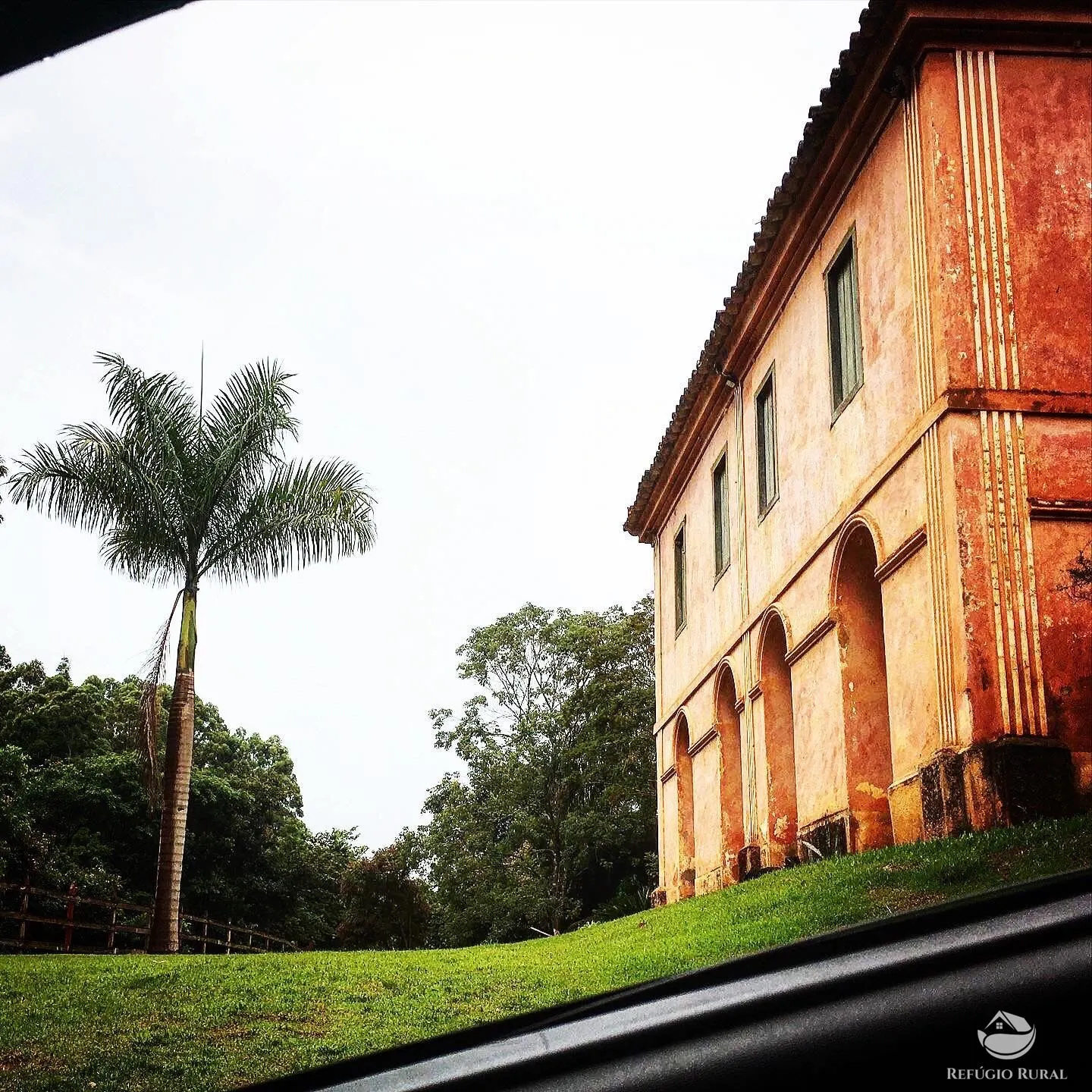 Small farm for sale of 10 acres in Munhoz, MG, Brazil