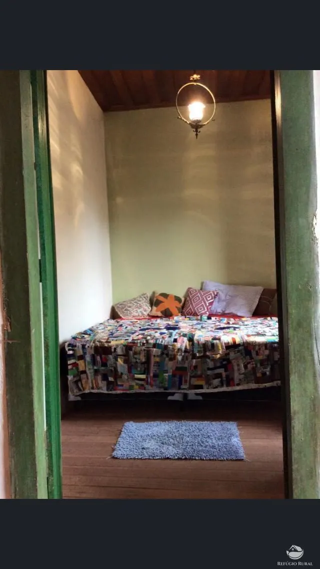 Small farm for sale of 10 acres in Munhoz, MG, Brazil