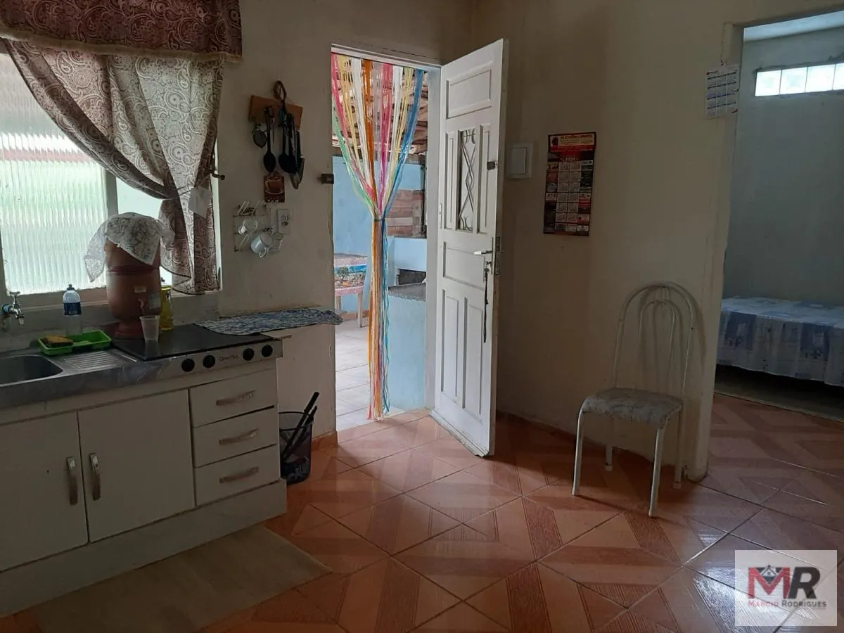 Chácara à venda de 930 m² em Pouso Alegre, MG, Brasil