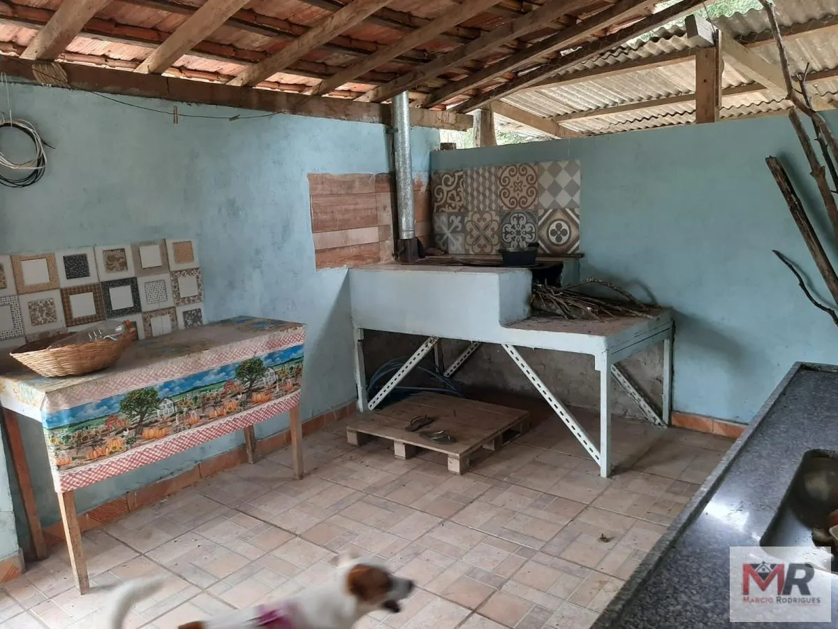 Chácara à venda de 930 m² em Pouso Alegre, MG, Brasil