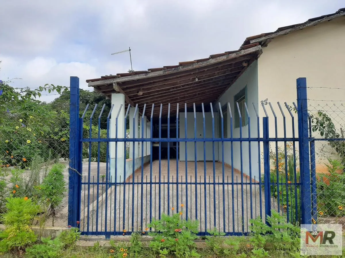 Chácara à venda de 930 m² em Pouso Alegre, MG, Brasil