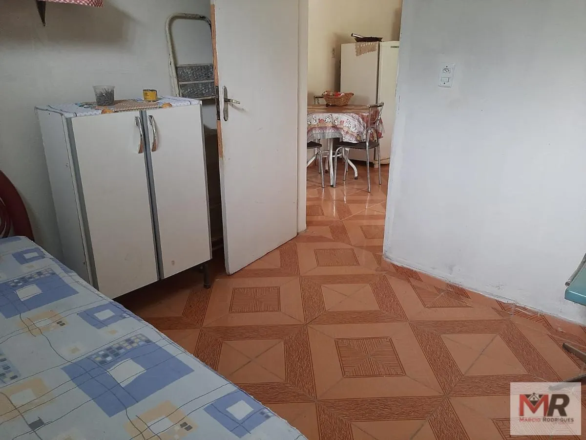Chácara à venda de 930 m² em Pouso Alegre, MG, Brasil