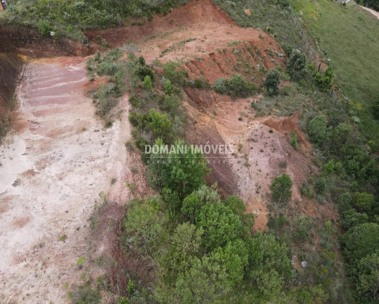 Terreno à venda de 3.690 m² em Campos do Jordão, SP, Brasil