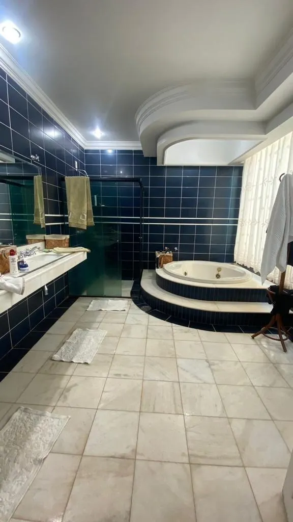Casa à venda de 600 m² em Uberaba, MG, Brasil