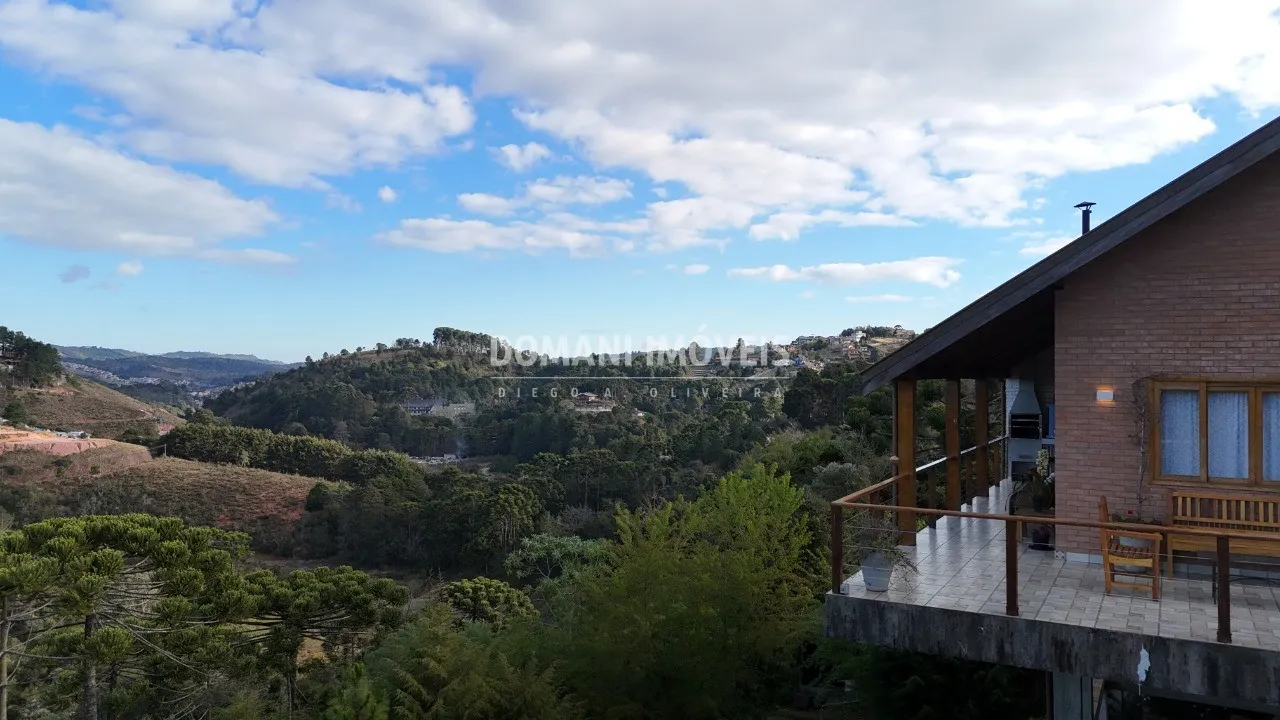 Casa à venda de 1.250 m² em Campos do Jordão, SP, Brasil