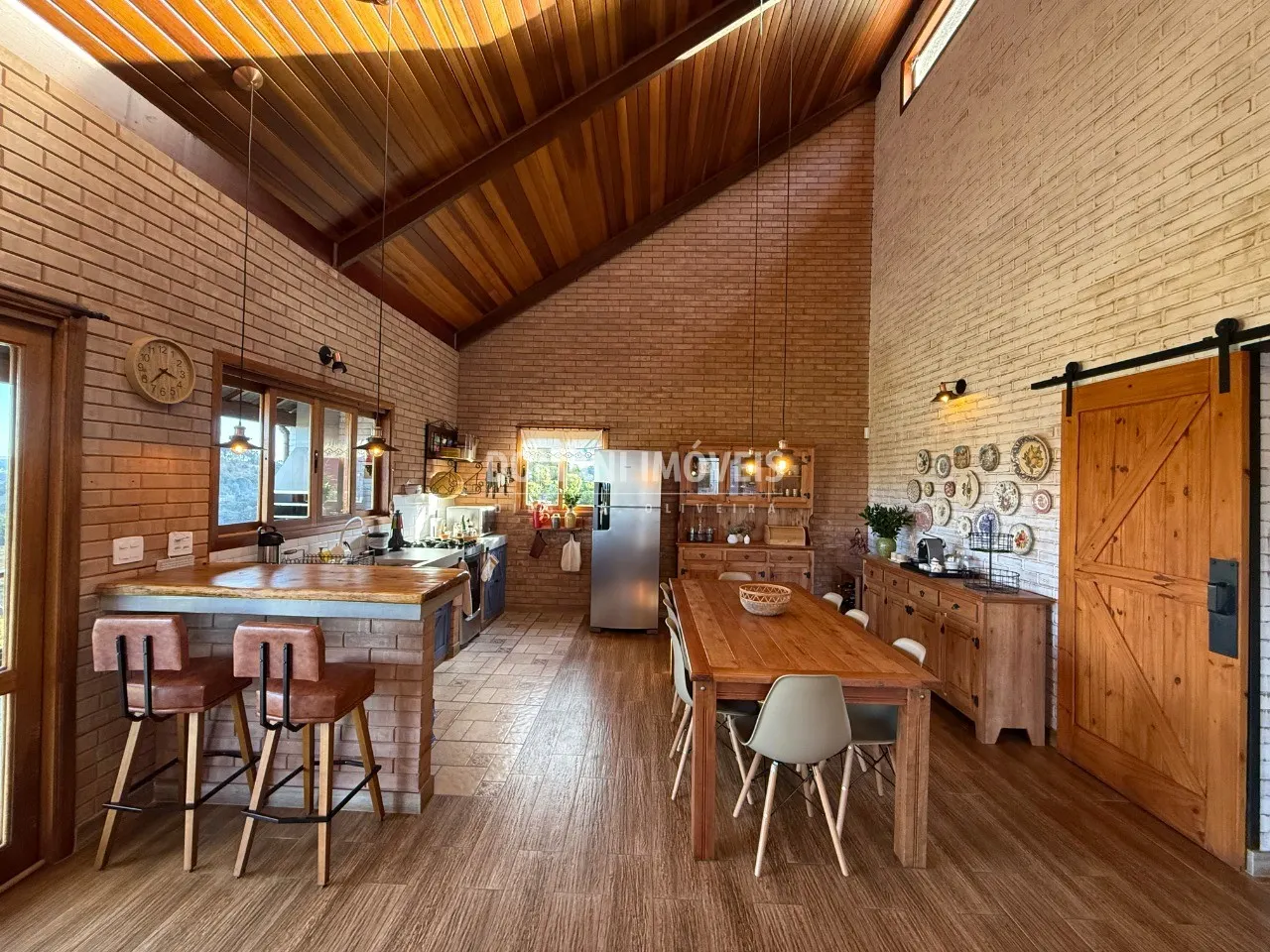 Casa à venda de 1.250 m² em Campos do Jordão, SP, Brasil