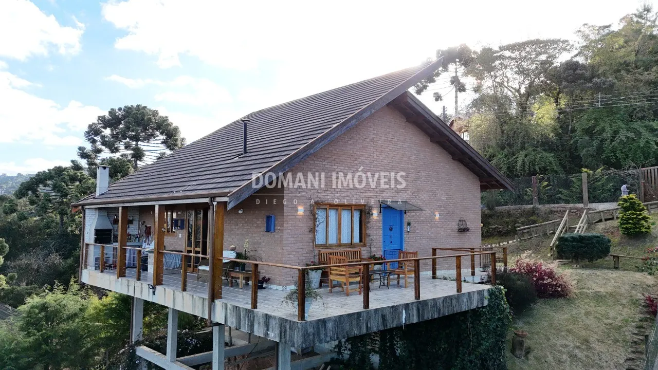 Casa à venda de 1.250 m² em Campos do Jordão, SP, Brasil