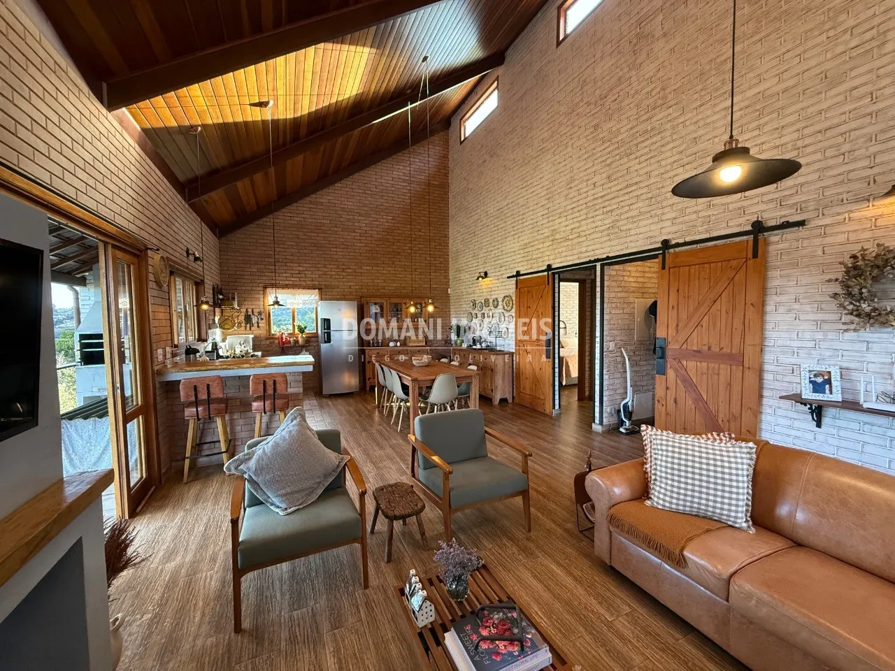 Casa à venda de 1.250 m² em Campos do Jordão, SP, Brasil