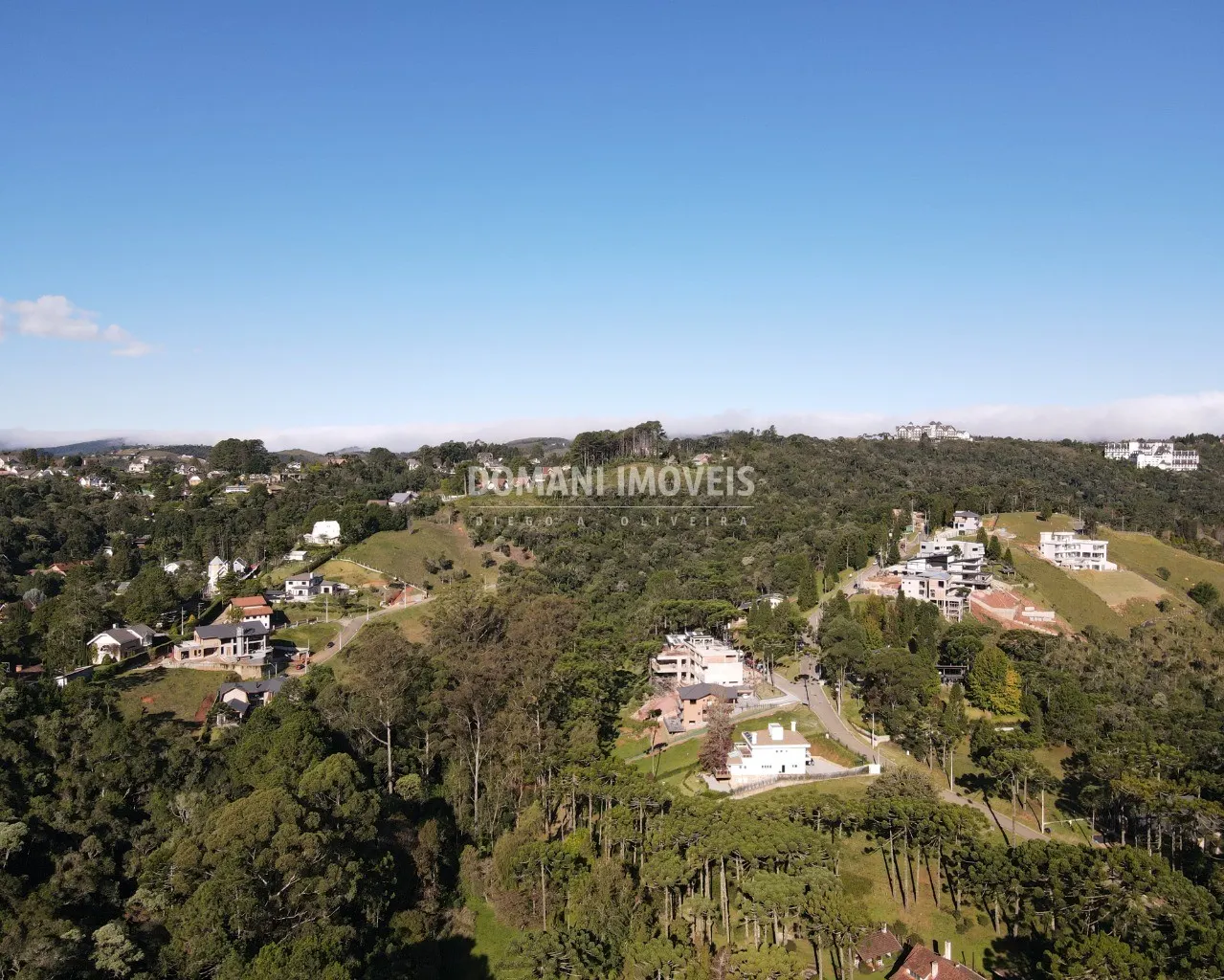 Terreno à venda de 1.530 m² em Campos do Jordão, SP, Brasil