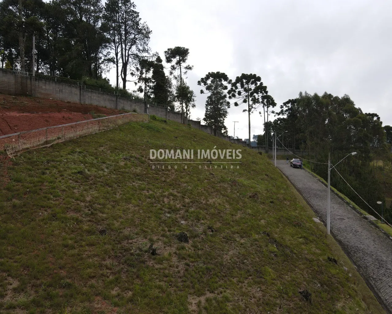 Terreno à venda de 1.530 m² em Campos do Jordão, SP, Brasil