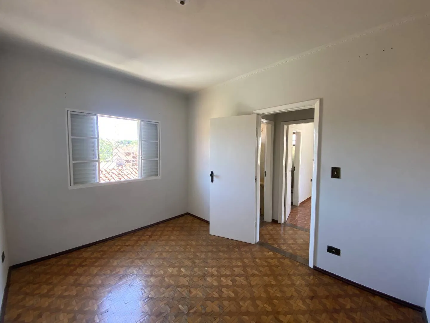 Casa à venda de 252 m² em Piraju, SP, Brasil