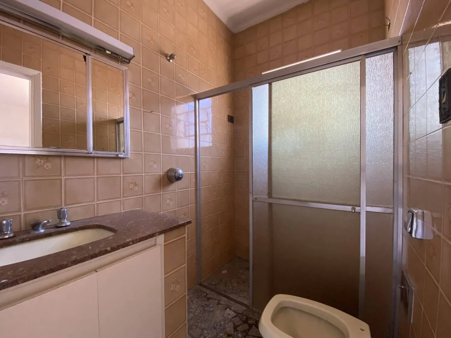 Casa à venda de 252 m² em Piraju, SP, Brasil