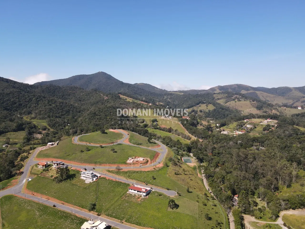 Plot for sale of 1,000 m² in Santo Antônio do Pinhal, SP, Brazil