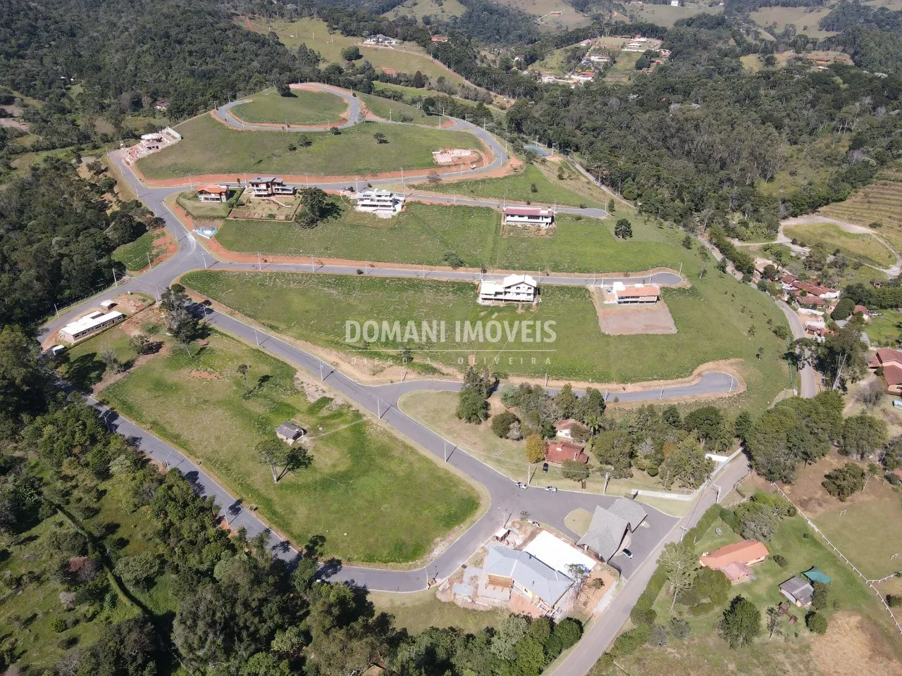 Plot for sale of 1,000 m² in Santo Antônio do Pinhal, SP, Brazil