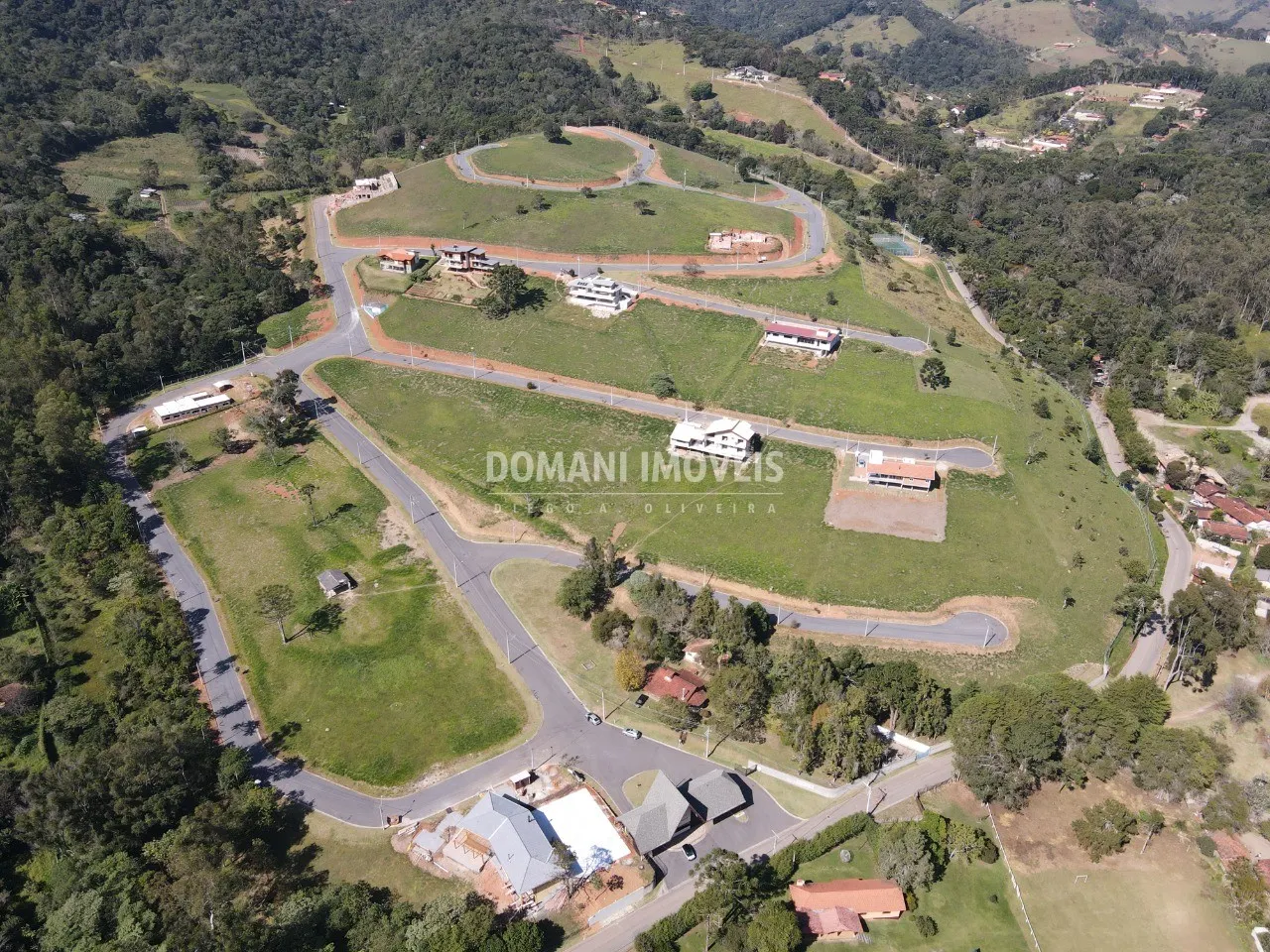 Plot for sale of 1,000 m² in Santo Antônio do Pinhal, SP, Brazil