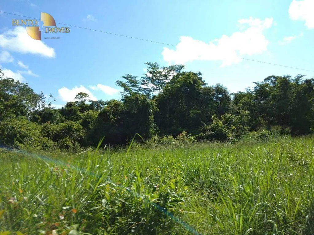Fazenda à venda de 3.025 ha em Cáceres, MT, Brasil