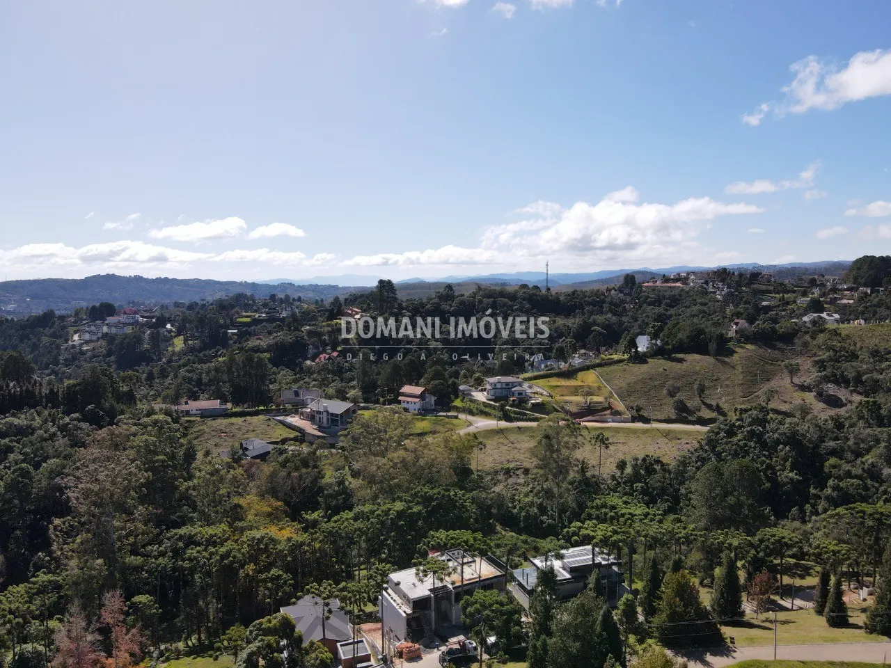 Terreno à venda de 2.265 m² em Campos do Jordão, SP, Brasil