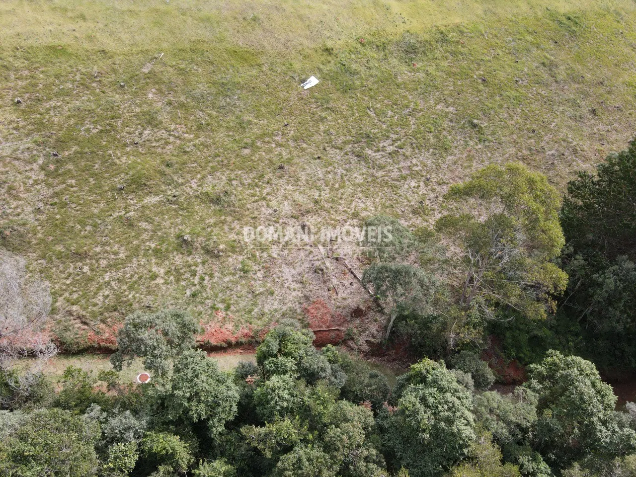 Terreno à venda de 2.265 m² em Campos do Jordão, SP, Brasil