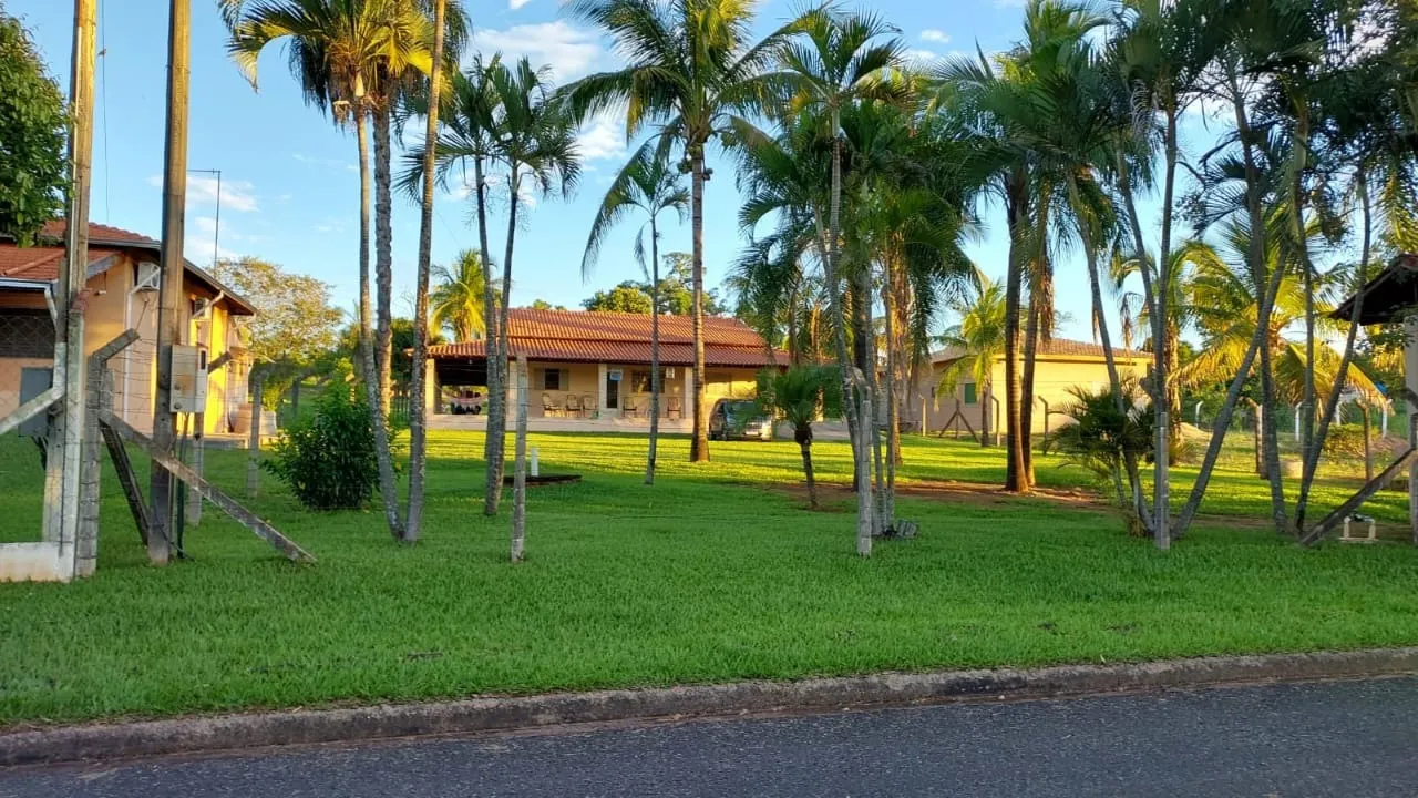 Country home for sale of 2,719 m² in Adolfo, SP, Brazil