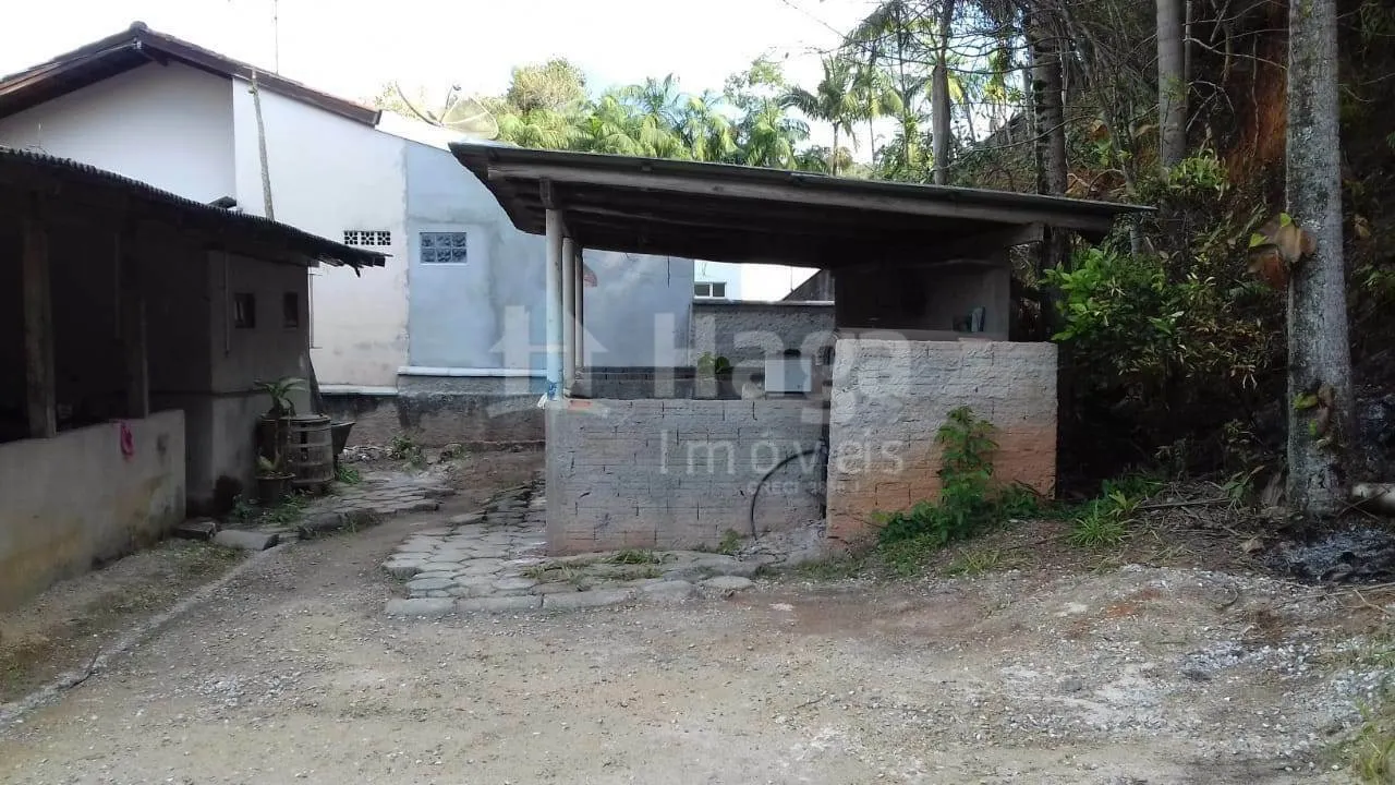 Terreno à venda de 382 m² em Brusque, SC, Brasil