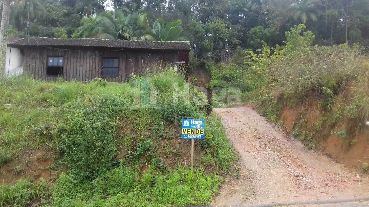 Terreno à venda de 382 m² em Brusque, SC, Brasil