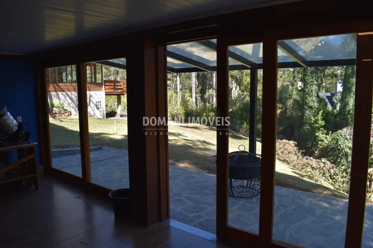 Casa à venda de 875 m² em Campos do Jordão, SP, Brasil