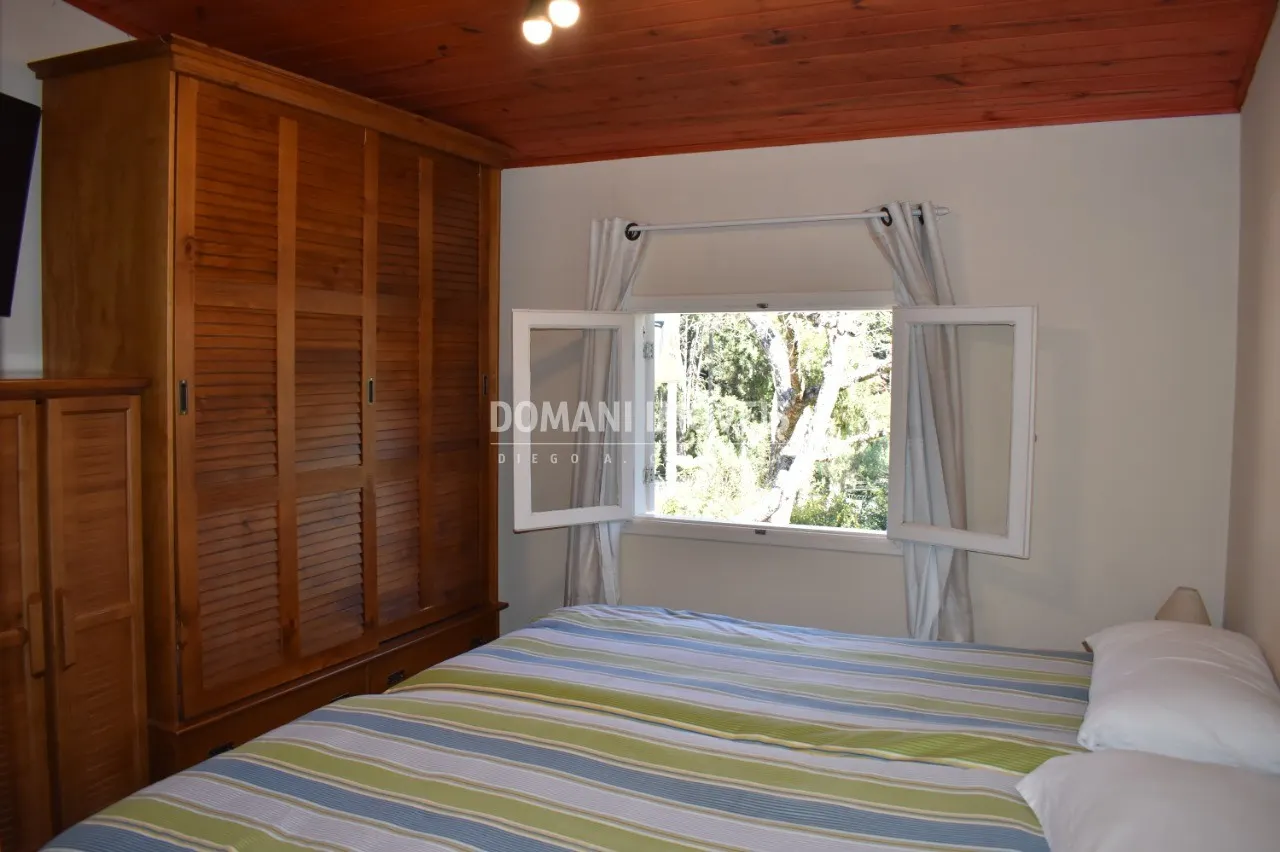 Casa à venda de 875 m² em Campos do Jordão, SP, Brasil