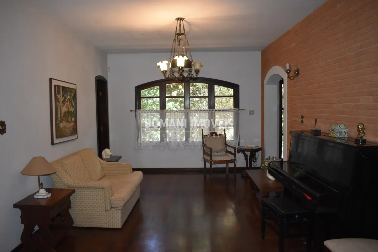 House for sale of 2,070 m² in Campos do Jordão, SP, Brazil