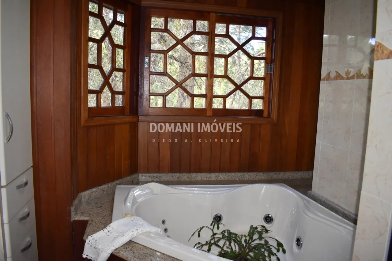 House for sale of 2,070 m² in Campos do Jordão, SP, Brazil