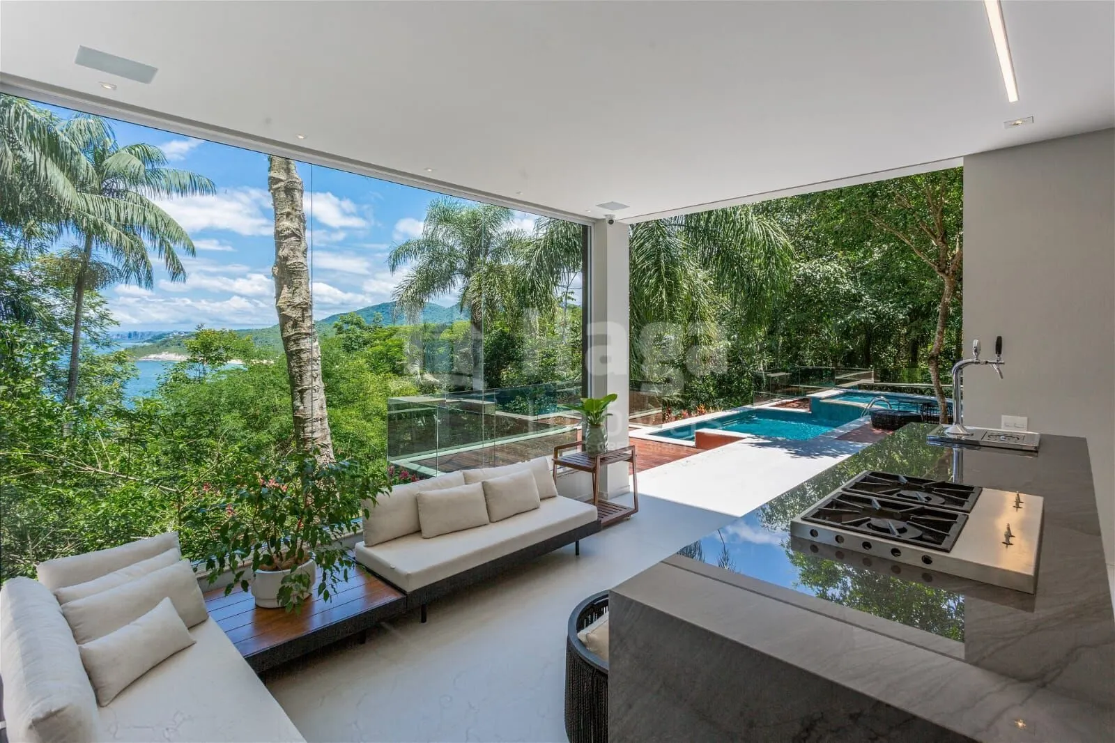 Casa à venda de 785 m² em Balneário Camboriú, SC, Brasil