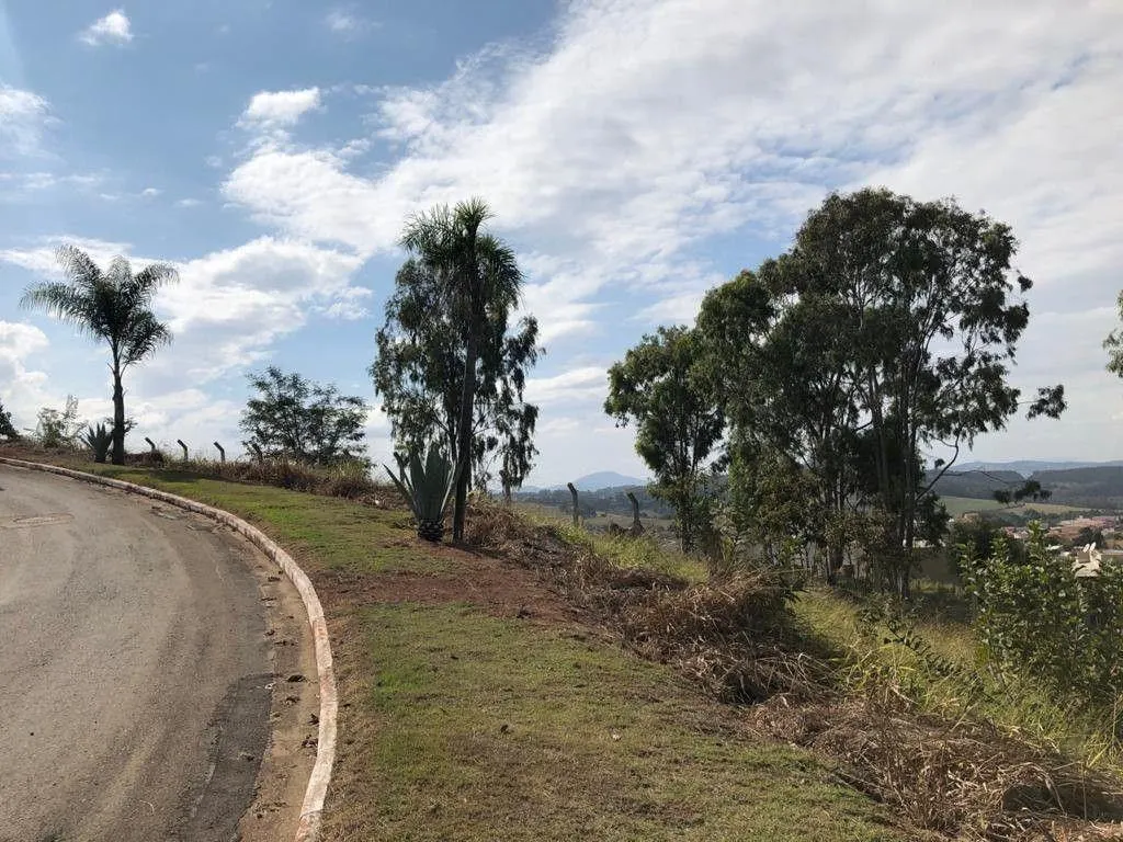 Plot for sale of 1,443 m² in Pouso Alegre, MG, Brazil