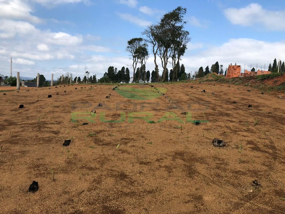 Terreno à venda de 785 m² em Mairinque, SP, Brasil