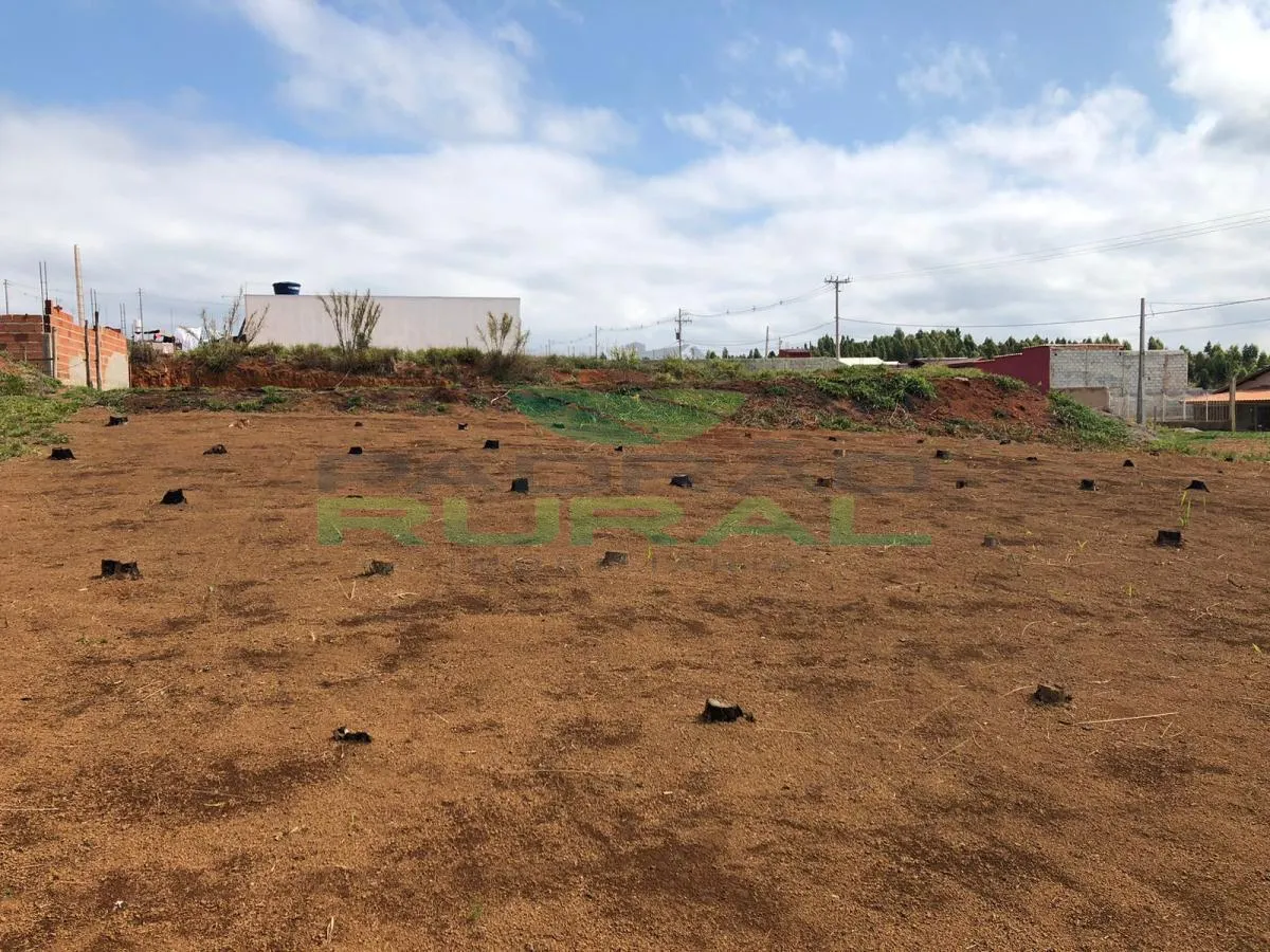 Terreno à venda de 785 m² em Mairinque, SP, Brasil