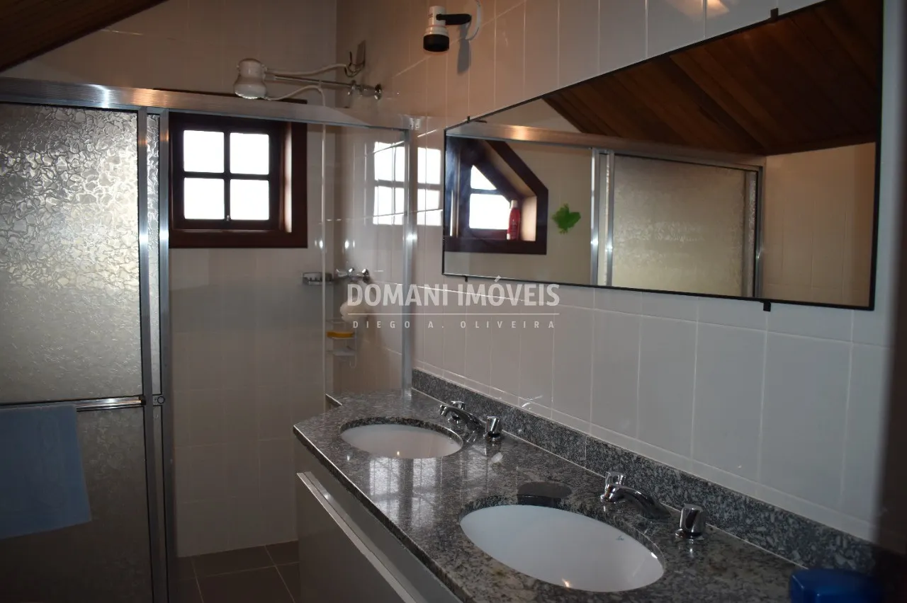 Casa à venda de 1.430 m² em Campos do Jordão, SP, Brasil