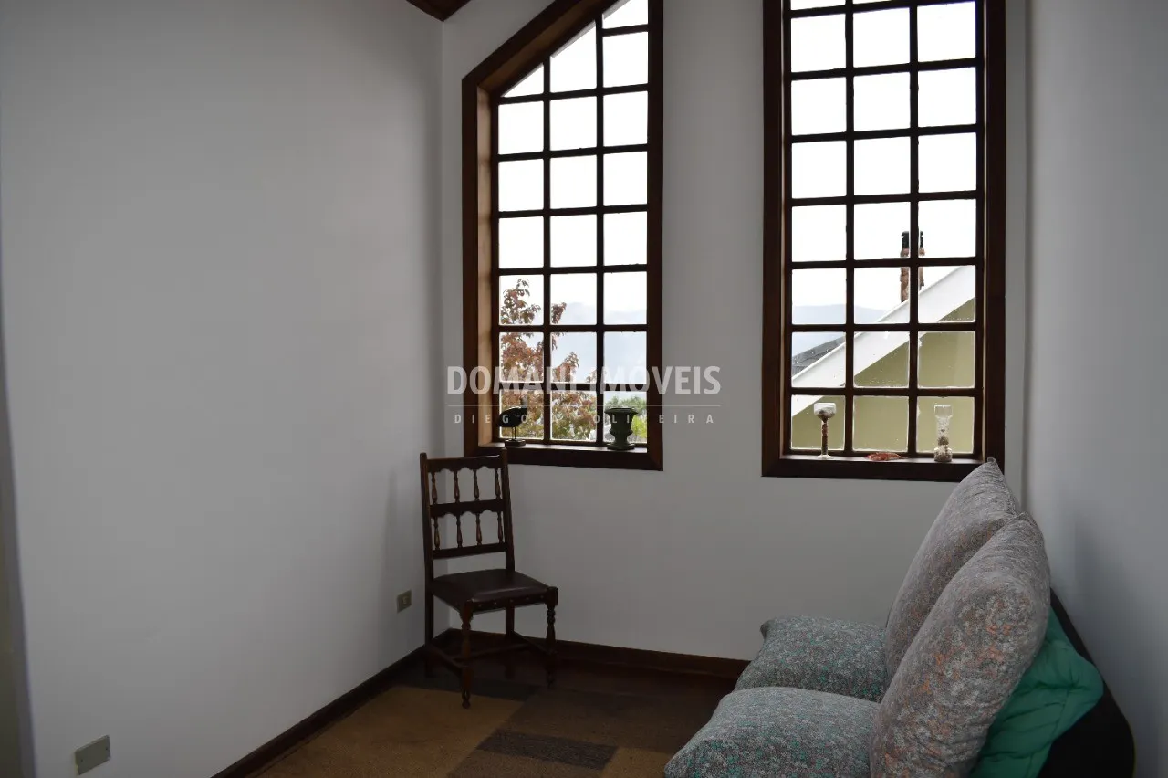Casa à venda de 1.430 m² em Campos do Jordão, SP, Brasil