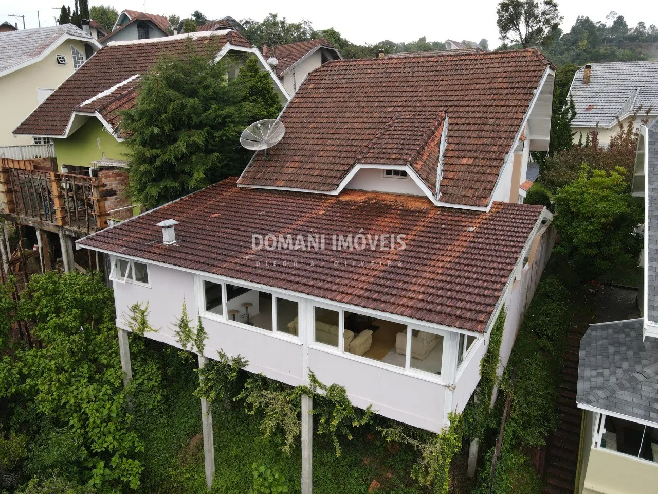 Casa à venda de 1.430 m² em Campos do Jordão, SP, Brasil