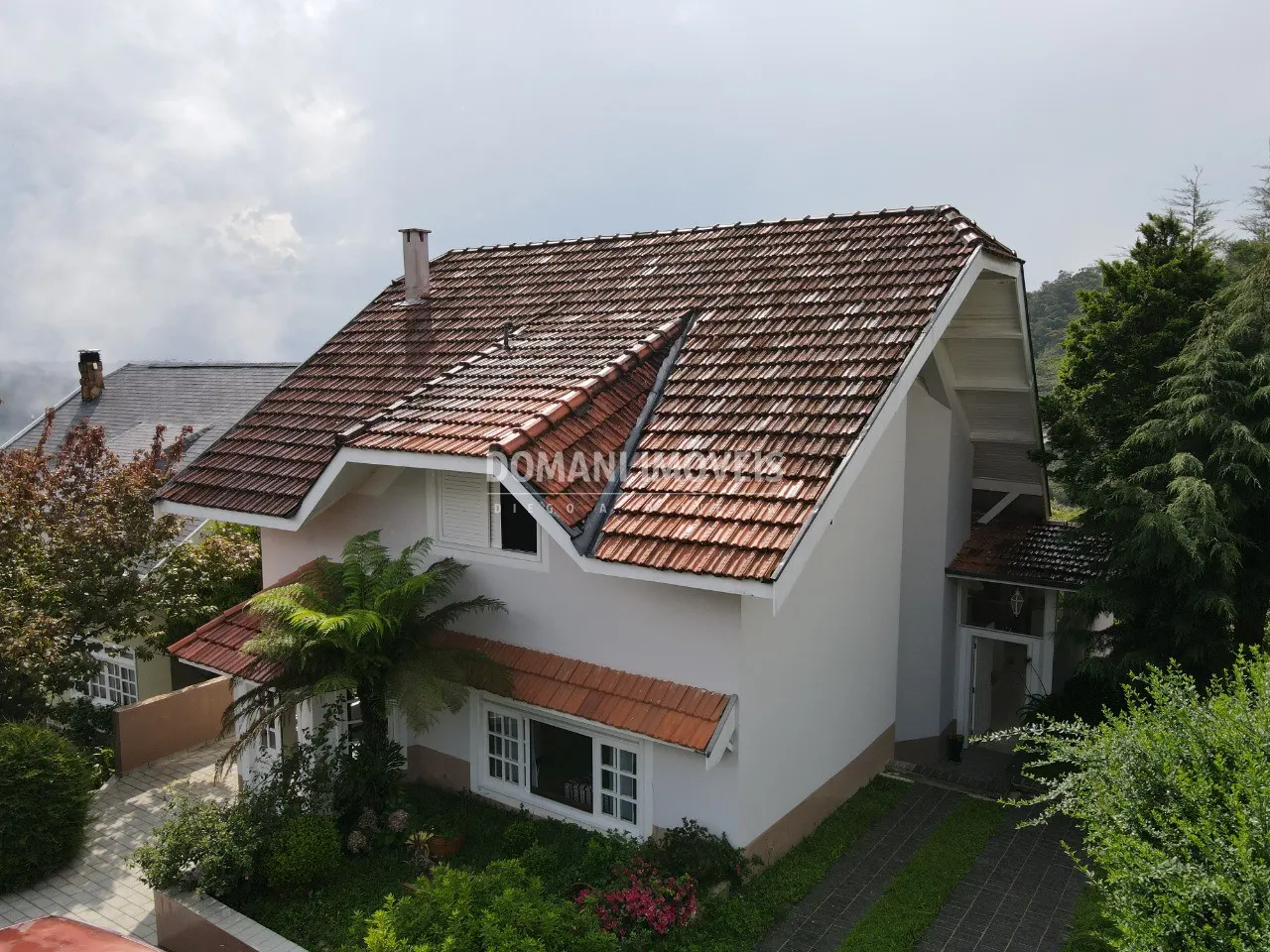 Casa à venda de 1.430 m² em Campos do Jordão, SP, Brasil