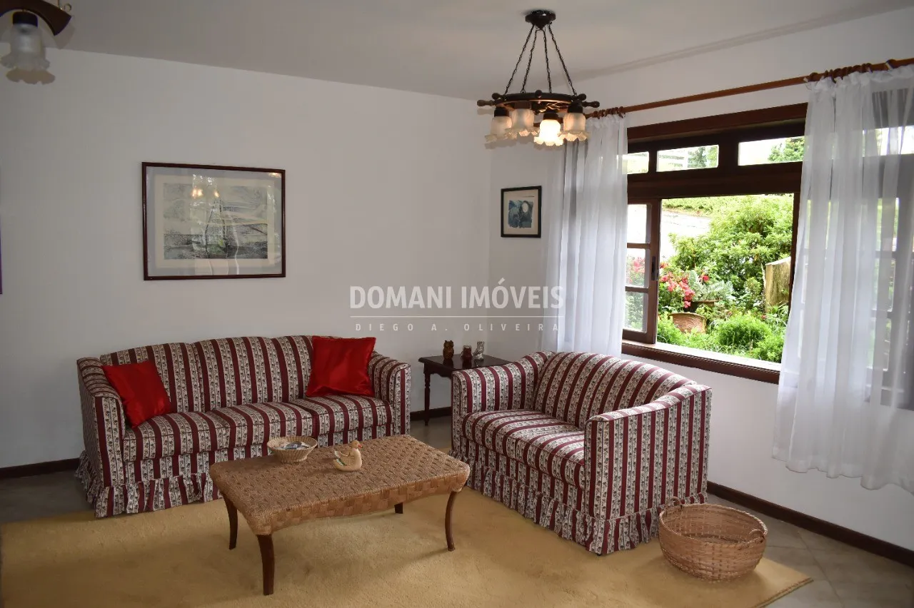 Casa à venda de 1.430 m² em Campos do Jordão, SP, Brasil