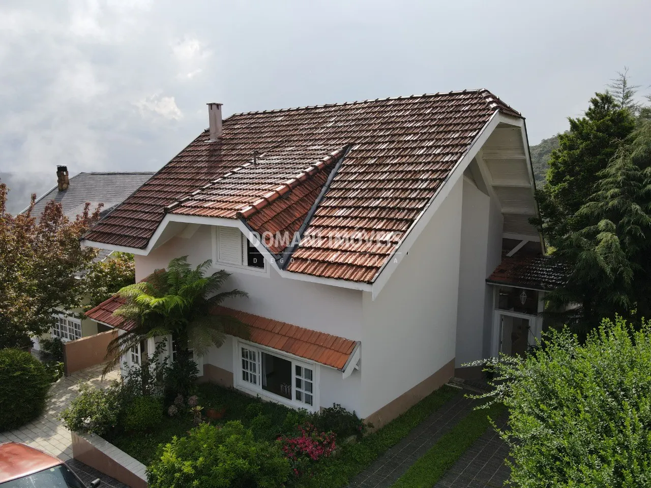 Casa à venda de 1.430 m² em Campos do Jordão, SP, Brasil